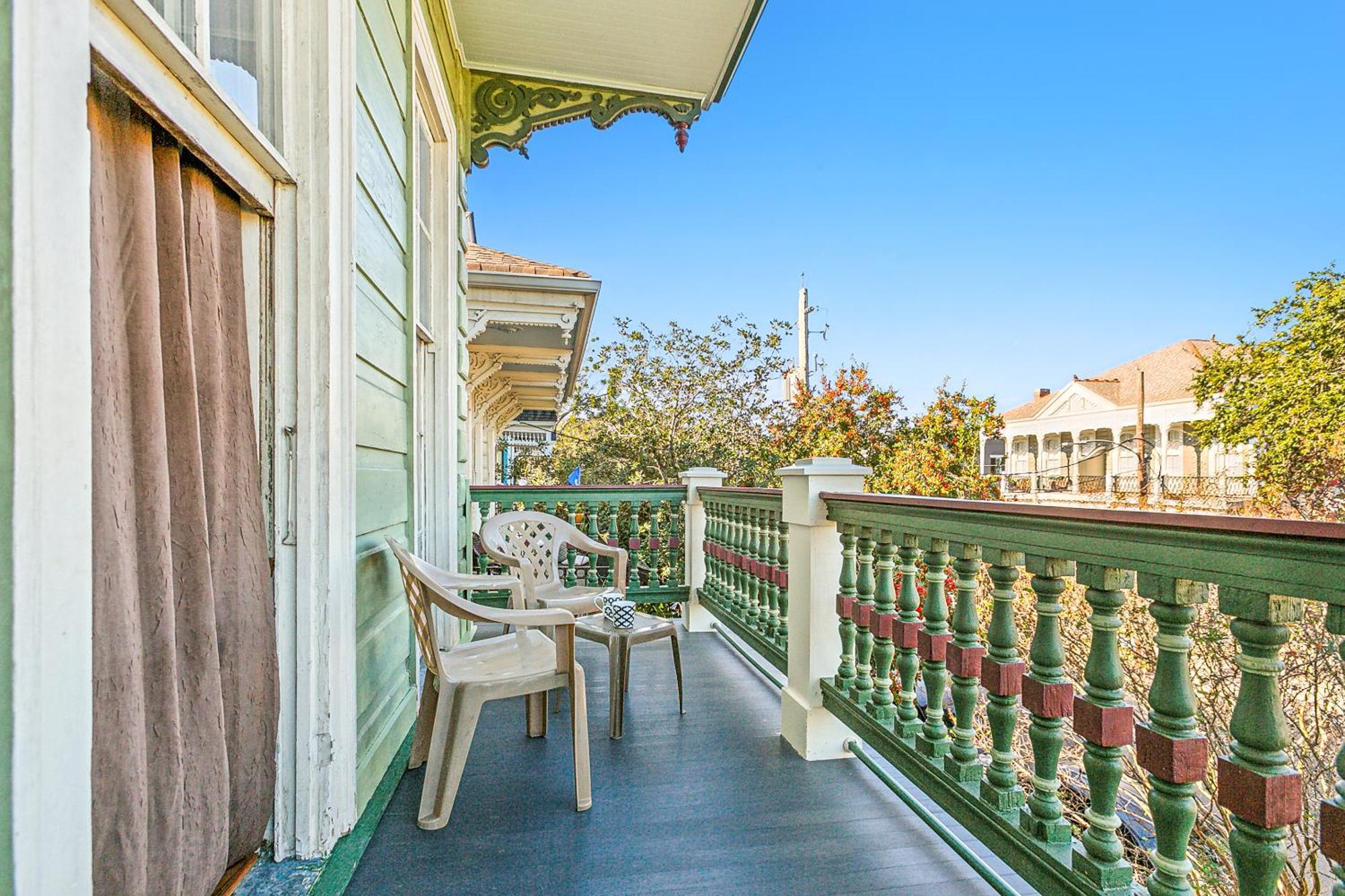 Balcony Room